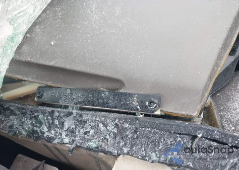 2002 Toyota Avalon Xl from USA, damaged, VIN 4T1BF28B32U255533